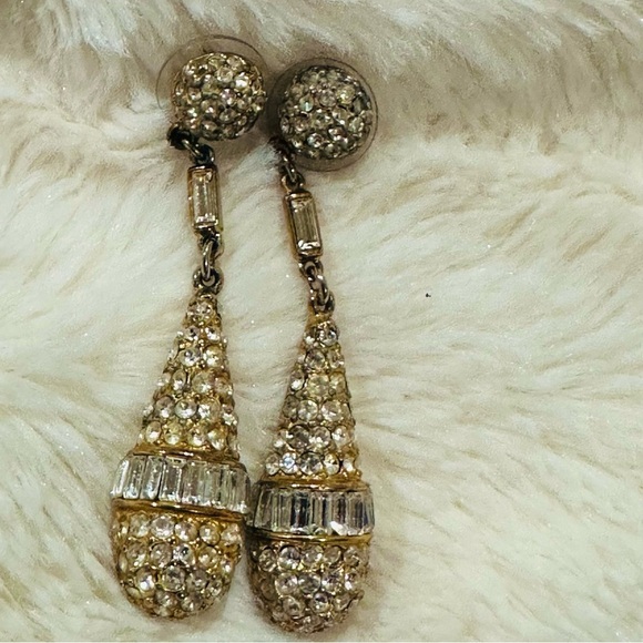 BEN AMUN JEWELRY Crystal Drop Deco Earrings in Gold Plate - Picture 2 of 7